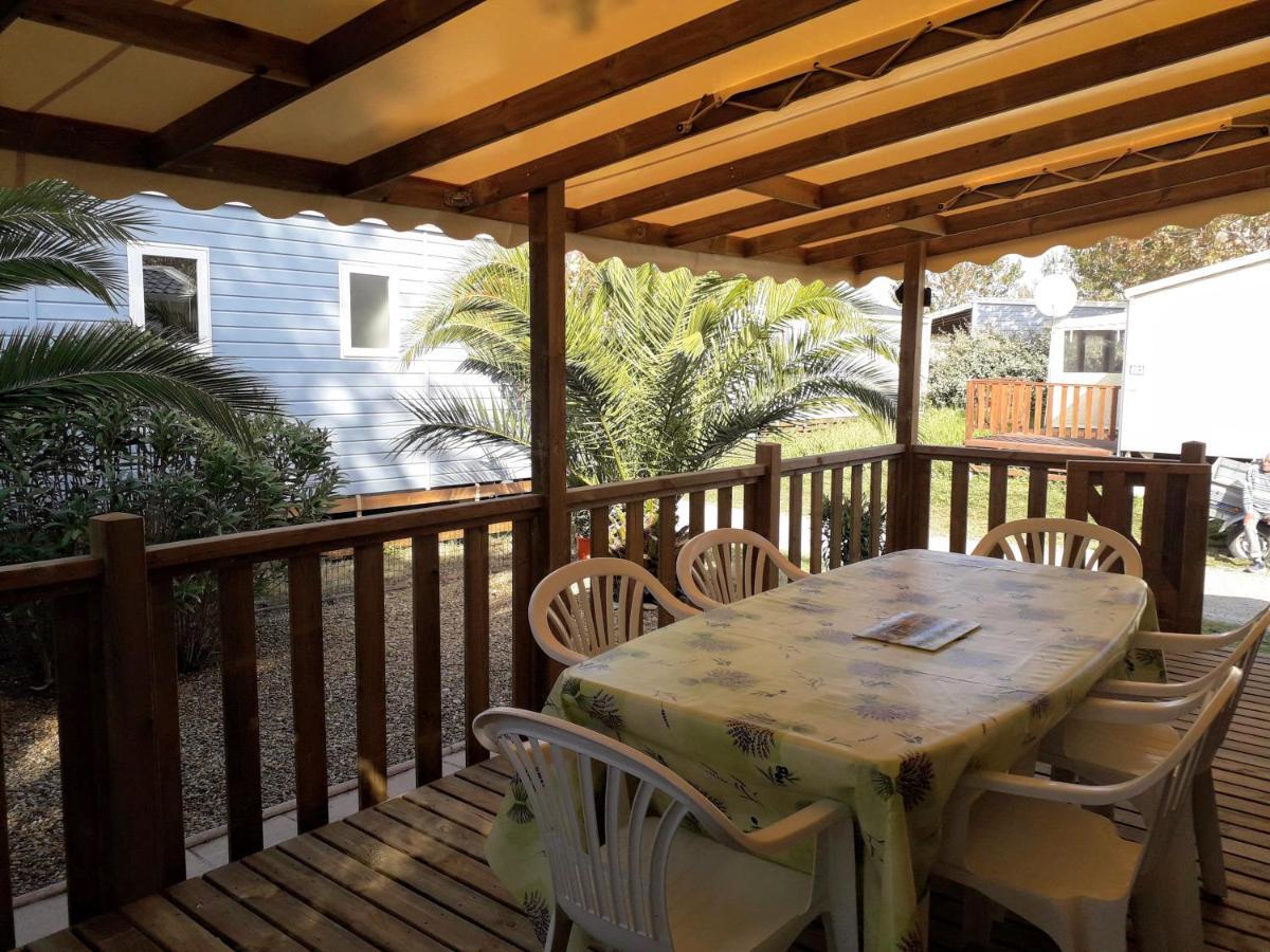 Mobil Home Neuf 2 Chambres 6 Personnes Saint Aygulf Plage Frejus Bagian luar foto