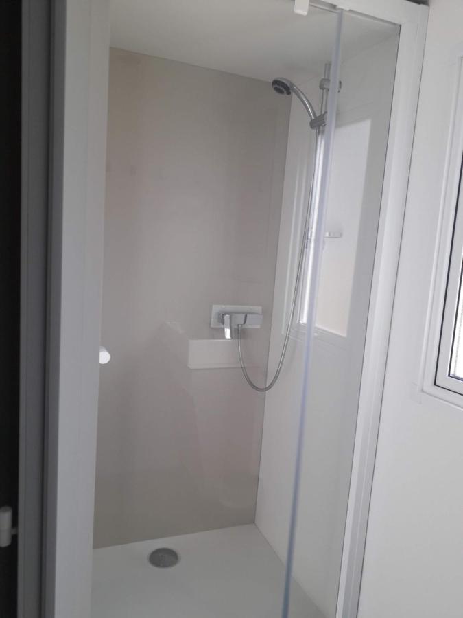 Mobil Home Neuf 2 Chambres 6 Personnes Saint Aygulf Plage Frejus Bagian luar foto