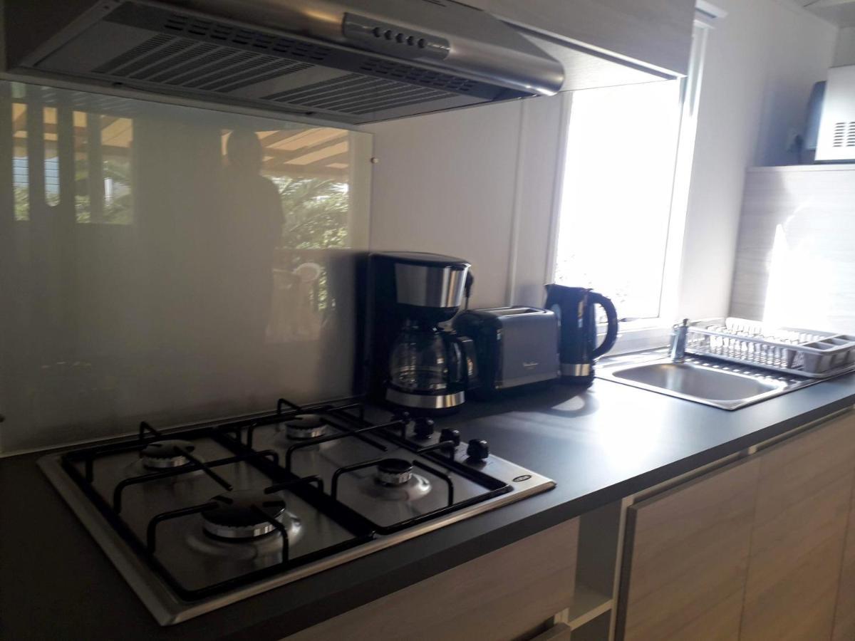 Mobil Home Neuf 2 Chambres 6 Personnes Saint Aygulf Plage Frejus Bagian luar foto