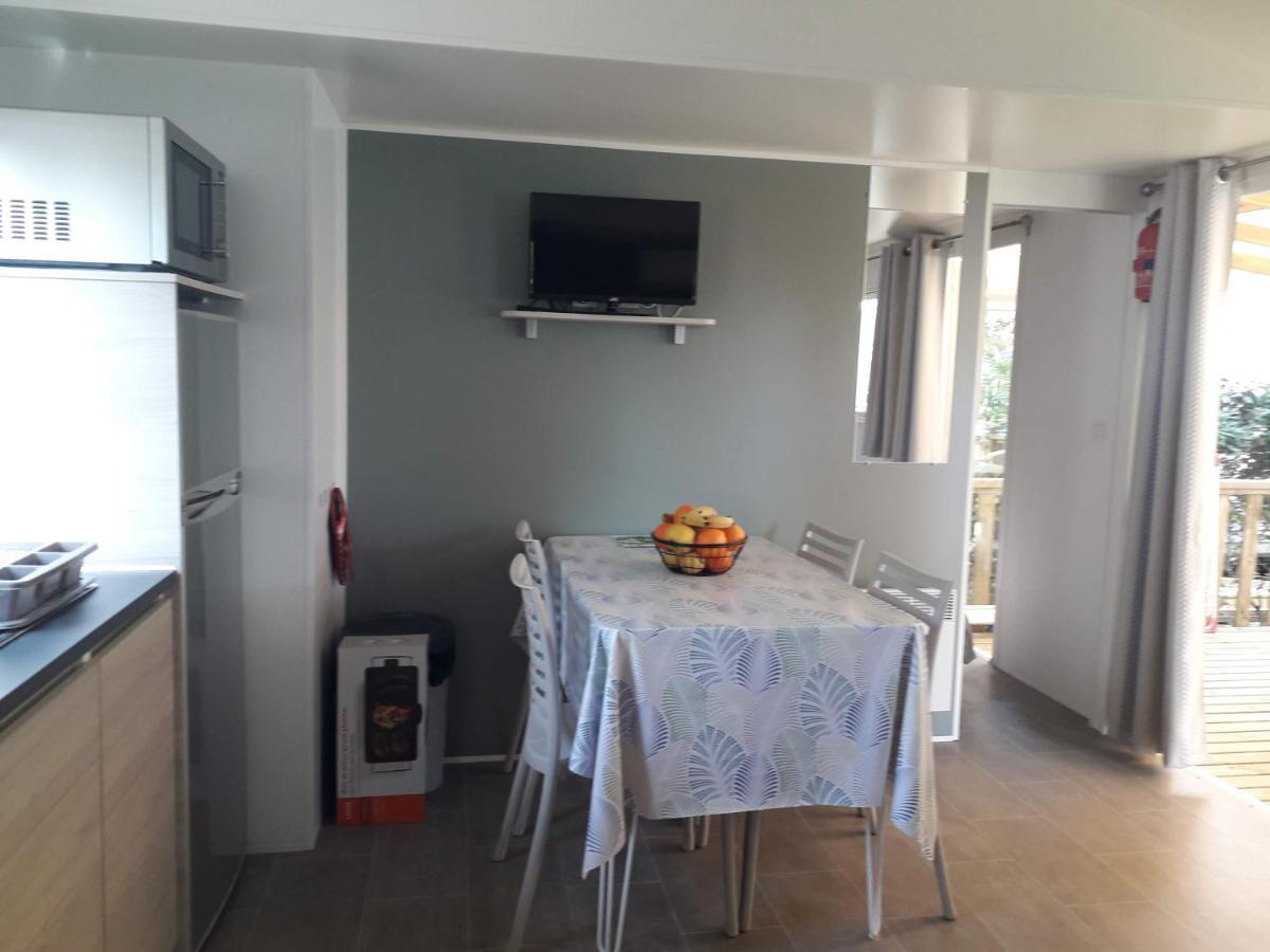 Mobil Home Neuf 2 Chambres 6 Personnes Saint Aygulf Plage Frejus Bagian luar foto